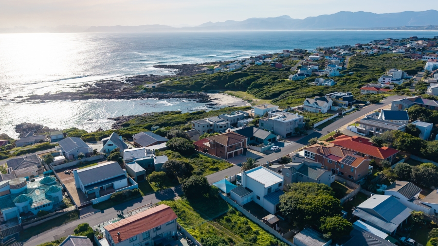 3 Bedroom Property for Sale in De Kelders Western Cape